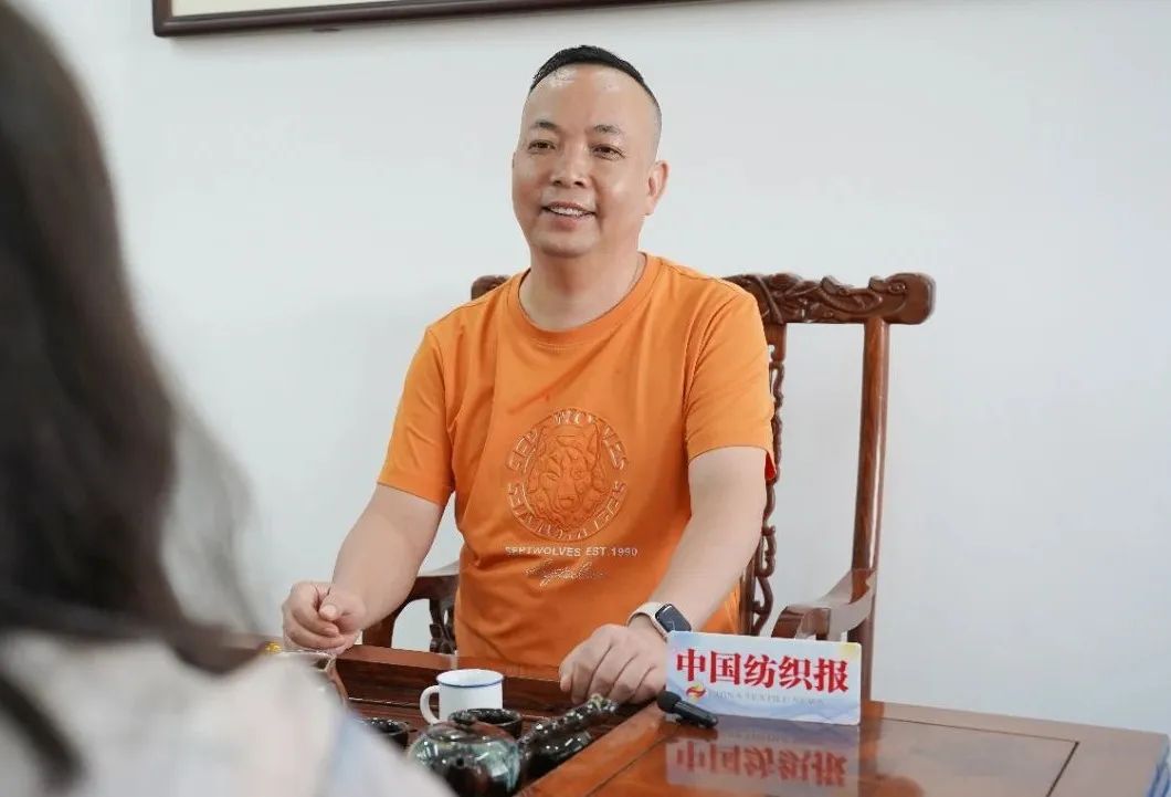 Li Zhi Denim: السير على طريق التميز مع آلات النسيج Rifa